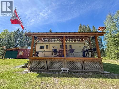 7532 Thomas Point Road, Sheridan Lake, BC - Outdoor With Deck Patio Veranda