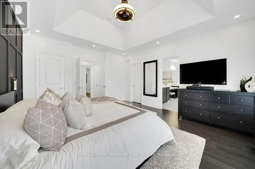 79 Amos Drive, Caledon, ON - Indoor Photo Showing Bedroom