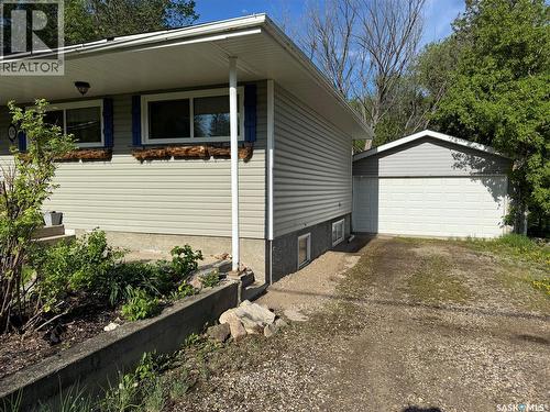 170 Elgin Crescent, Lumsden, SK - Outdoor