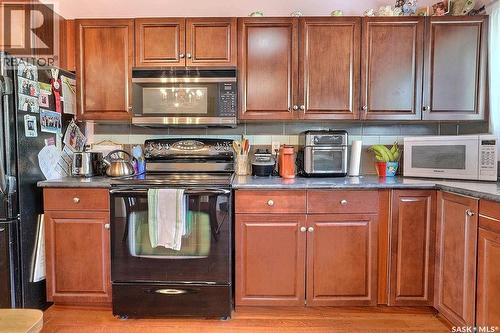 170 Elgin Crescent, Lumsden, SK - Indoor Photo Showing Kitchen