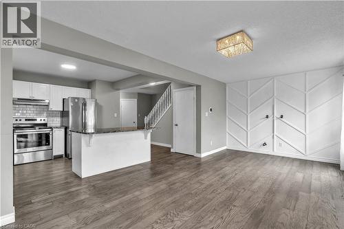 1630 Benjamin Drive, London, ON - Indoor Photo Showing Kitchen