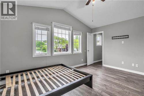 1630 Benjamin Drive, London, ON - Indoor Photo Showing Bedroom
