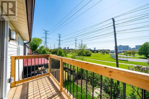 1611 Geta Circle, Pickering, ON - Outdoor With Exterior