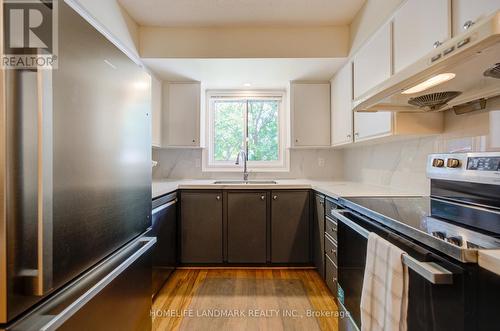 7 - 3345 Silverado Drive, Mississauga, ON - Indoor Photo Showing Kitchen With Double Sink
