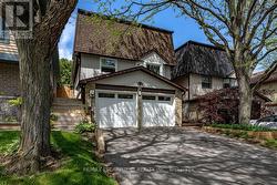 42 BRIDLEWOOD DRIVE  Hamilton, ON L9H 6H4