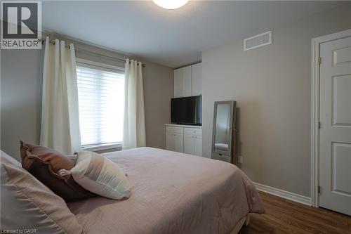 51 Devon Drive, Exeter, ON - Indoor Photo Showing Bedroom