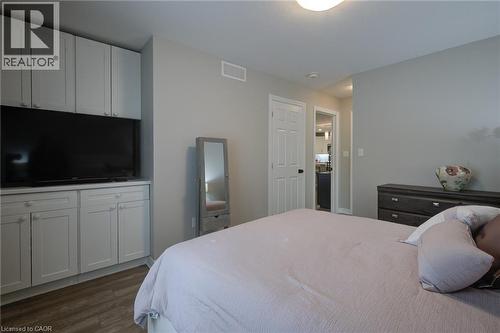 51 Devon Drive, Exeter, ON - Indoor Photo Showing Bedroom