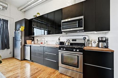 251 Princess St, Winnipeg, MB 