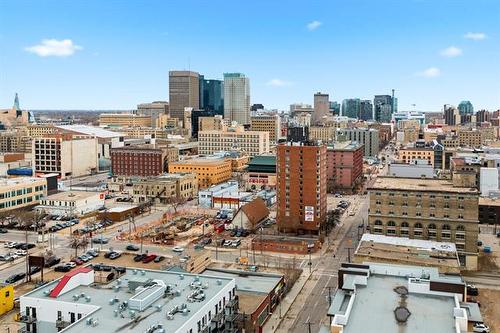251 Princess St, Winnipeg, MB 