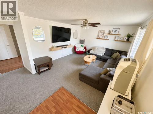 1410 4Th Avenue N, Regina, SK 