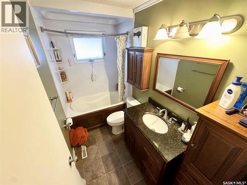 1410 4Th Avenue N, Regina, SK 