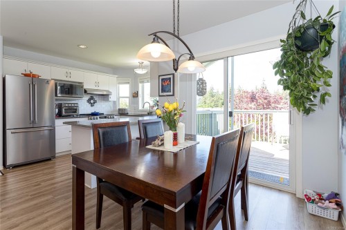 6112 Denali Dr, Duncan, BC 