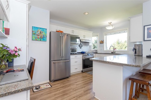 6112 Denali Dr, Duncan, BC 