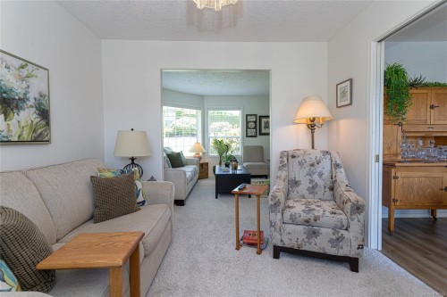 6112 Denali Dr, Duncan, BC 