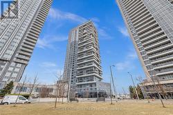 PH08 - 225 VILLAGE GREEN SQUARE Toronto, ON M1S 0N4