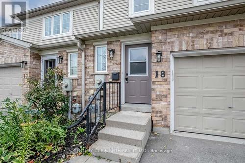 18 - 430 Mapleview Drive E, Barrie, ON - Outdoor