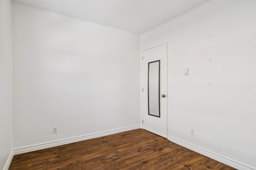 Chambre à coucher - 186 Rue St-Pierre, Sainte-Thérèse, QC - Indoor Photo Showing Other Room