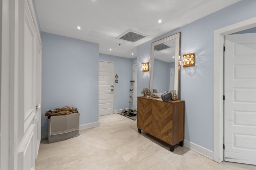 Hall d'entrée/Vestibule - 905-14399 Boul. Gouin O., Montréal (Pierrefonds-Roxboro), QC - Indoor Photo Showing Other Room