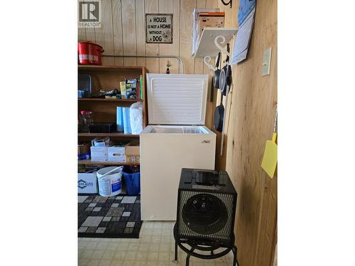 4209 Antoine Lake Road, Horsefly, BC - Indoor Photo Showing Laundry Room