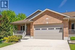 113 B 13TH AVENUE Hanover, ON N4N 3V1