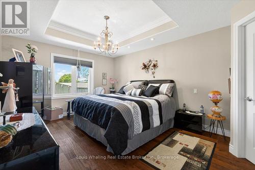 113 B 13Th Avenue, Hanover, ON - Indoor Photo Showing Bedroom