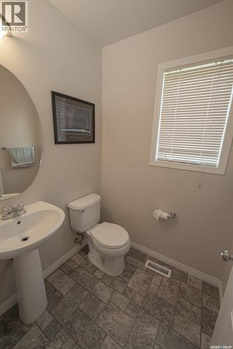 363 Levalley Cove, Saskatoon, SK - Indoor Photo Showing Bathroom