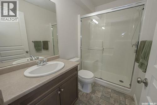 363 Levalley Cove, Saskatoon, SK - Indoor Photo Showing Bathroom