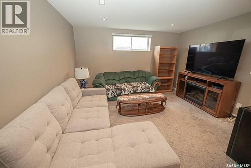 363 Levalley Cove, Saskatoon, SK - Indoor Photo Showing Living Room