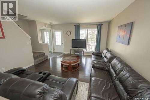 363 Levalley Cove, Saskatoon, SK - Indoor Photo Showing Living Room