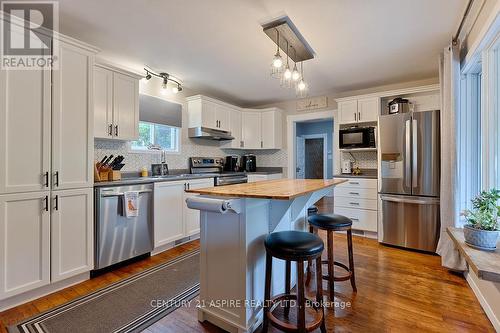 391 Third Avenue, Pembroke, ON - Indoor Photo Showing Kitchen With Double Sink