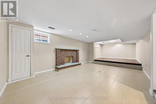 11 Riderwood Drive, Toronto, ON - Indoor Photo Showing Other Room