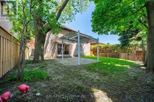 11 Riderwood Drive, Toronto, ON - Outdoor