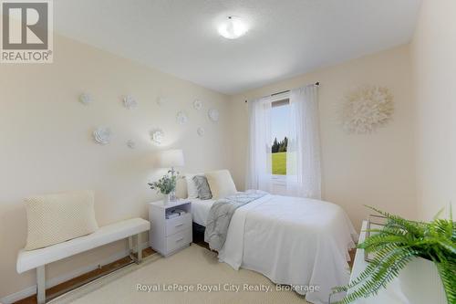 157 Leeson Street, East Luther Grand Valley, ON - Indoor Photo Showing Bedroom