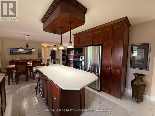 804164 Golf Course Road, Temiskaming Shores (New Liskeard), ON - Indoor Photo Showing Kitchen