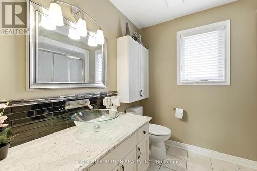 198 Pine Valley Drive, London South, ON - Indoor Photo Showing Bathroom