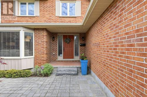 198 Pine Valley Drive, London South, ON - Outdoor With Exterior