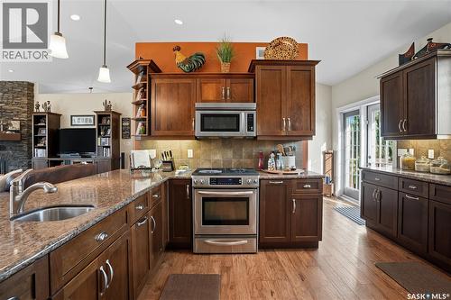 Kiryk Acreage, Buckland Rm No. 491, SK - Indoor Photo Showing Kitchen With Upgraded Kitchen