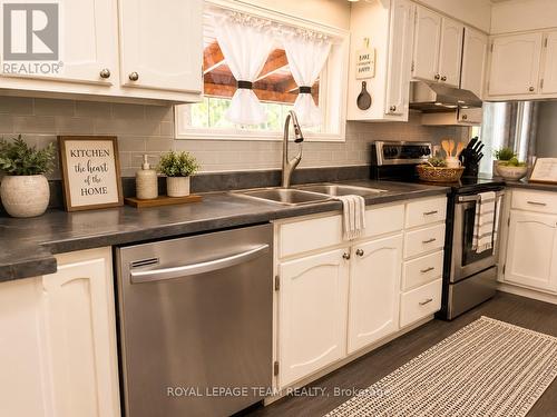 26 Lane Street, Madawaska Valley, ON - Indoor Photo Showing Kitchen With Double Sink