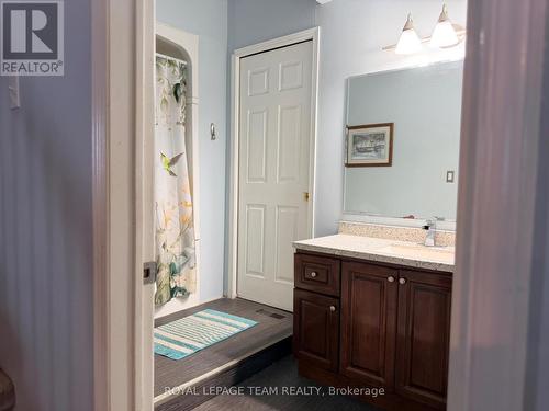 Main Floor Bath - 26 Lane Street, Madawaska Valley, ON - Indoor Photo Showing Bathroom