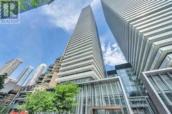4207 - 42 CHARLES STREET E Toronto, ON M4Y 1N3