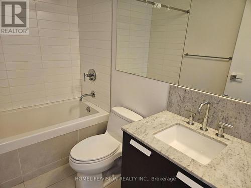 4207 - 42 Charles Street E, Toronto, ON - Indoor Photo Showing Bathroom
