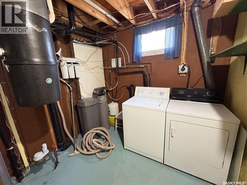 86 1St Street Sw, Wadena, SK - Indoor