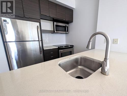 911 - 62 Forest Manor Road, Toronto, ON - Indoor Photo Showing Kitchen With Double Sink With Upgraded Kitchen