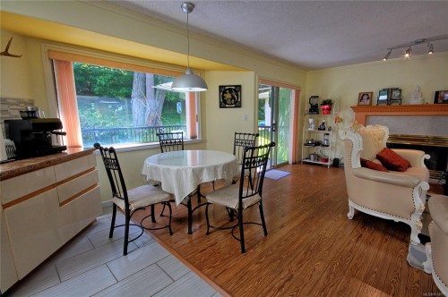 4355 Emily Carr Dr, Saanich, BC 