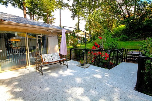 4355 Emily Carr Dr, Saanich, BC 