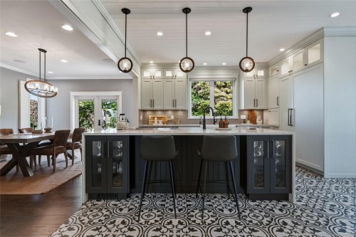 6429 Bryn Rd, Central Saanich, BC 