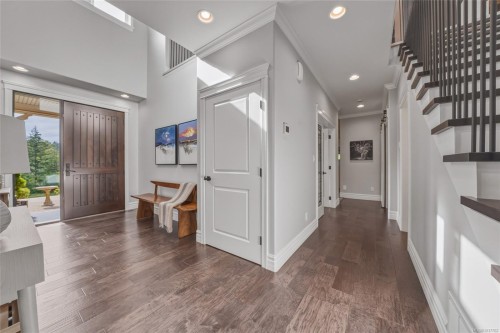 6429 Bryn Rd, Central Saanich, BC 