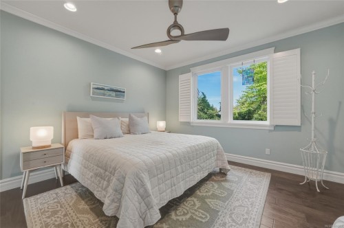 6429 Bryn Rd, Central Saanich, BC 