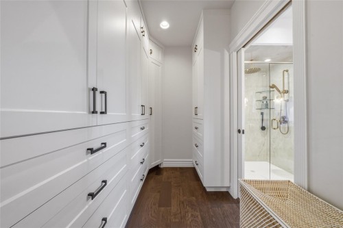 6429 Bryn Rd, Central Saanich, BC 