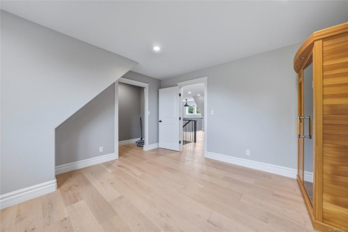 6429 Bryn Rd, Central Saanich, BC 